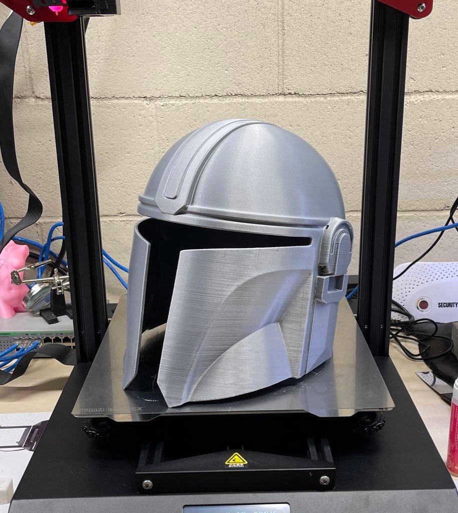 The Mandalorian Helmet 1 piece design